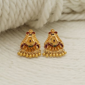 22kt Gold Ohrringe, Solid Gold handgemachte Frauen Schmuck, Indian, Geschenk, Echtes Gold, handgearbeitet Hochzeit Party Wear Gold Ohrstecker, os1313