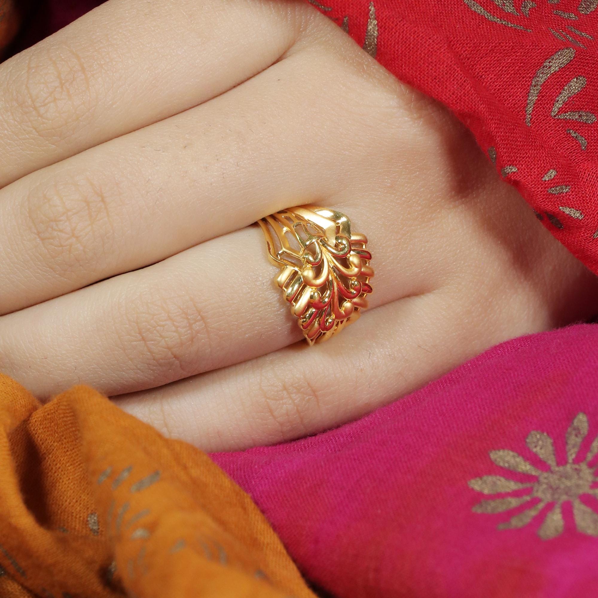 Solid 22k Yellow Gold Ring, Handmade Indian Jewelry, Size 7.5 US