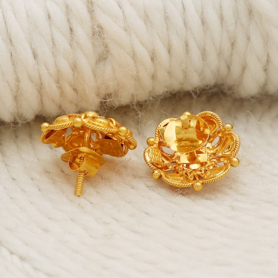 22k Yellow Gold Earrings Stud Tops Filigree Star Flower, Vintage