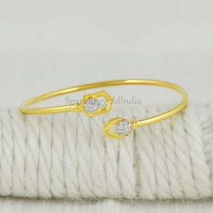 22k Gold Bangle Bracelet, Fine Gold Handmade Jewelry, Indian Jewellery, handcrafted Gold Cuff Bangle, OS3832