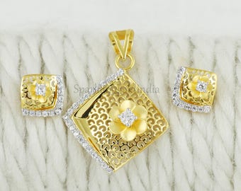 22k geelgouden Moissaniet hanger oorbellen set handgemaakte sieraden voor cadeau, Indiaas goud 22kt juwelen, lichtgewicht sieraden voor dagelijks gebruik OS3537