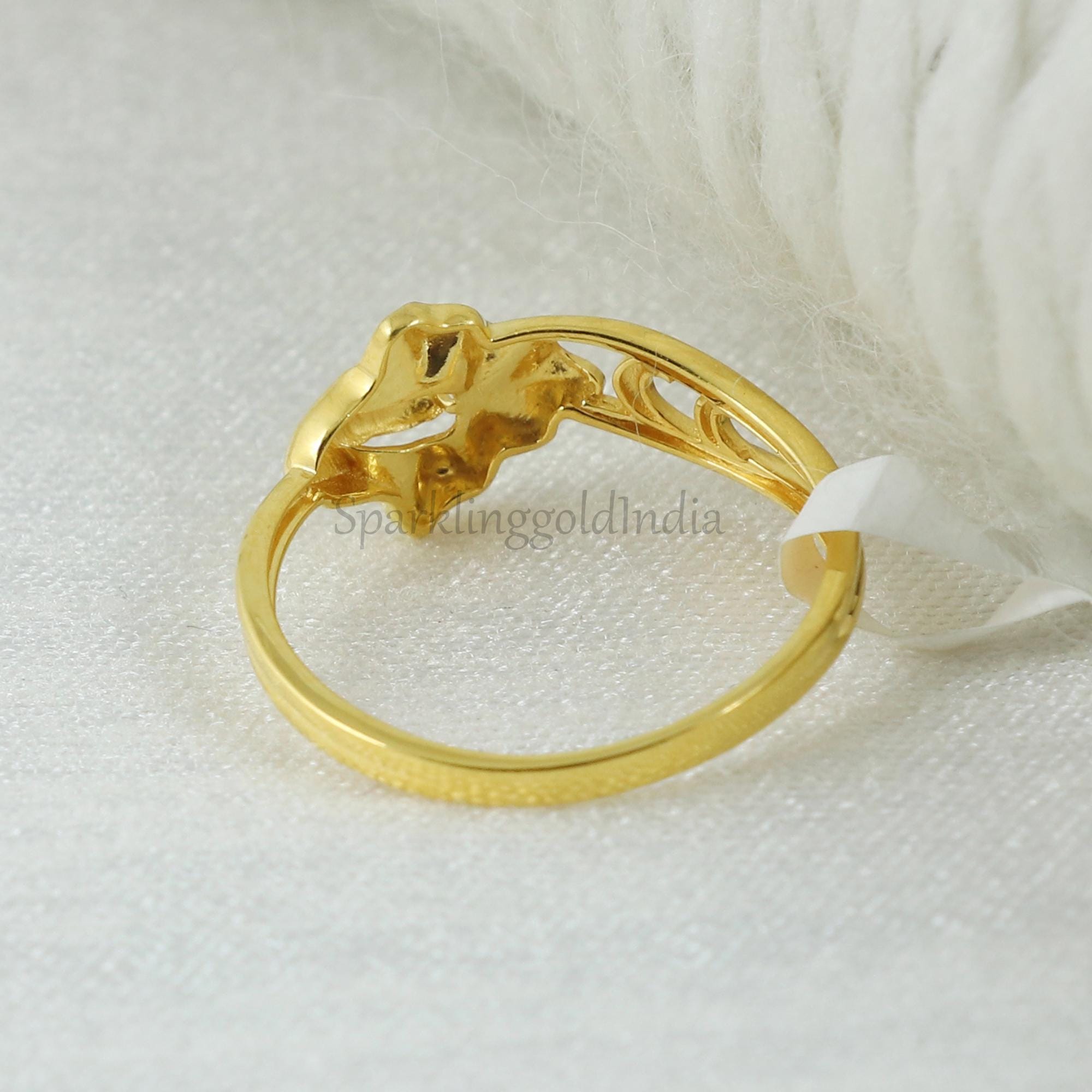 22kt Gold Hallmarked Handmade Indian Ring , Luxurious Light 22kt Gold Hallmarked Handmade Indian Ring , Luxurious Light