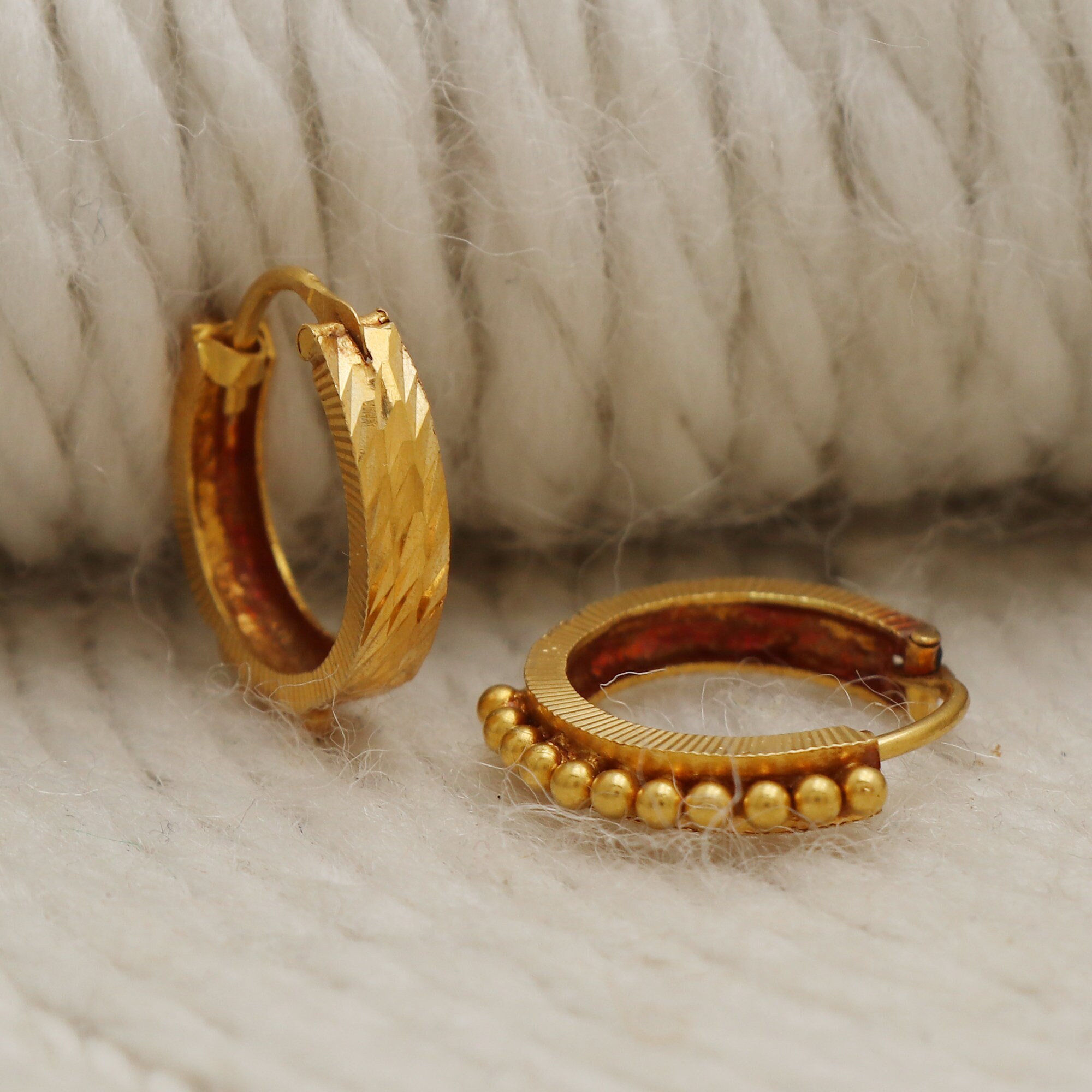 22k Gold Hoops - Etsy Canada