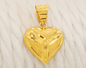 Ciondolo a forma di cuore in oro giallo 22k o medaglione, gioiello fatto a mano come regalo, gioielli indiani leggeri in oro 22kt