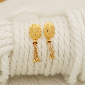 22k Gold Ohrringe, Solid Gold handgemachte Frauen Schmuck, Indian, Geschenk, echtes Gold, handgefertigte Hochzeit Party Wear Gold Ohrstecker, os1320