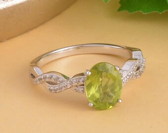 Large Oval Peridot Ring · Oval Faceted Cut Stone Ring · Gold Ring · Green Peridot Gold Ring · August Birthstone Ring · Gift For Her