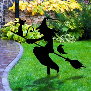 Witch with Broomstick Metal Garden Decor, Witch with Stakes Garden Sign, Halloween Sign, Witch with Cat and Crow Decor, Outdoor Fall Decor