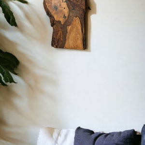 Reloj de pared de madera único, reloj de madera de nogal, inspo de decoración del hogar, kits de relojes de madera, idea de regalo, arte de pared, decoración del hogar de San Valentín, regalo hecho a mano WGC-004(55x35cm)