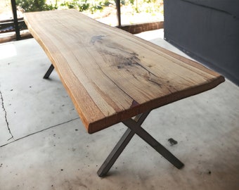 Mesa rústica de roble, mesa de comedor de madera, mesa de borde vivo, mesa de roble de comedor única, mesa de madera maciza - 4 opciones