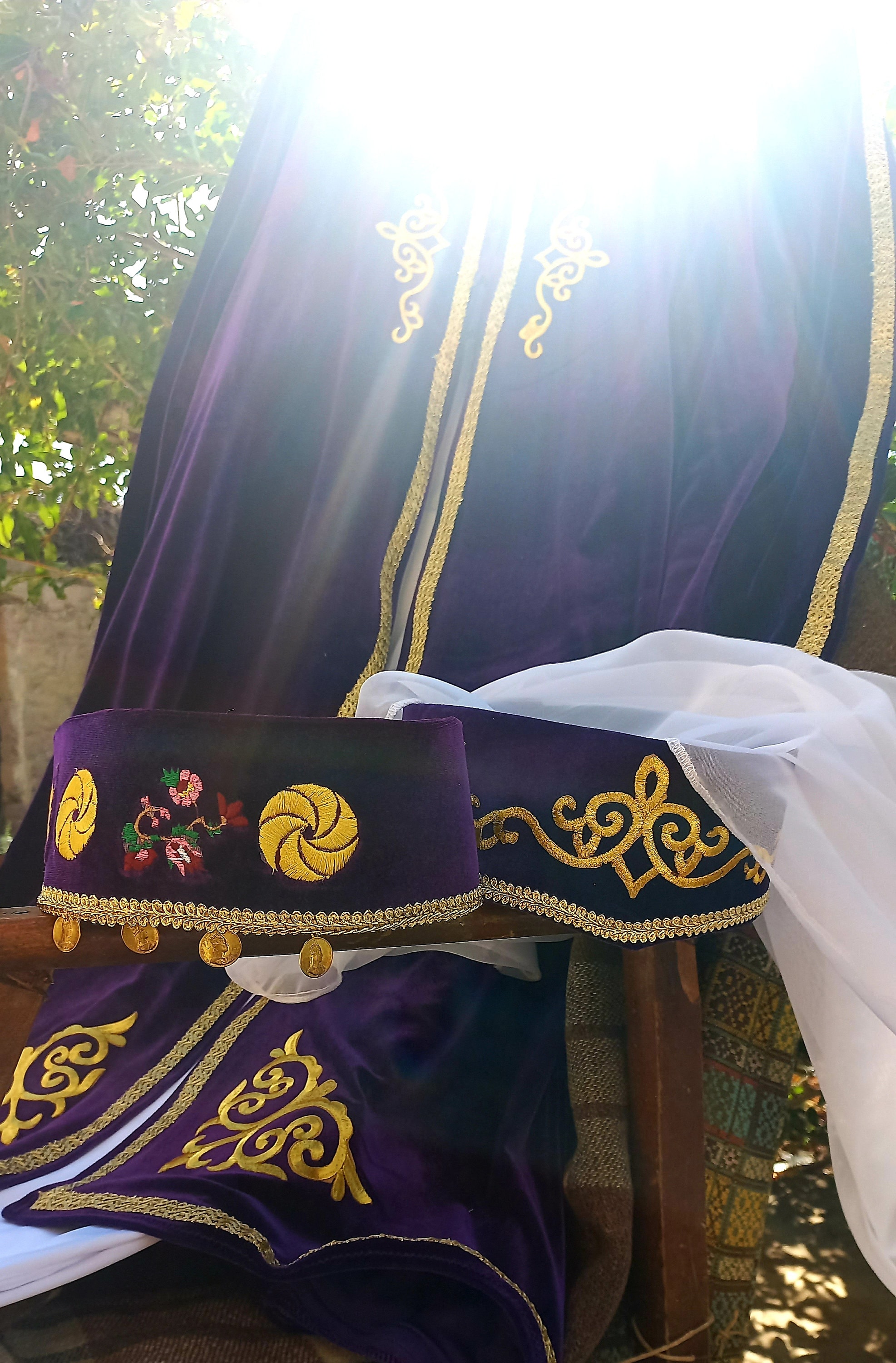 Armenian Traditional Taraz - Etsy