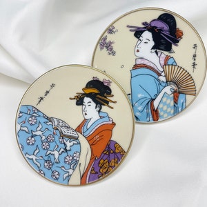 porcelaine vintage des années 1970, 2 Peaces Japan Geisha Hand Painted Plate, vintage Hand Painted Home Decor, vintage Porcelain Plates, Hand Painted