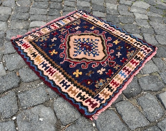 kilim rug, 1.9x1.9 flatweave rug, tribal rug, door mat rug, turkish rug, accent rug, indian rug, handwoven bath rug, rustic rug, boho rug