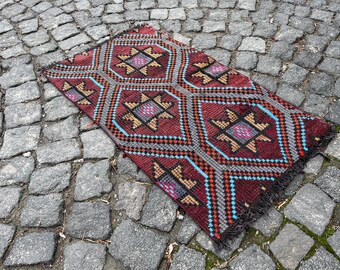 kilim rug, 1.7x3.0 turkish rug, neutral rug, handwoven bath rug, southwestern rug, navajo rug, rustic rug, vintage rug, indian rug, boho rug
