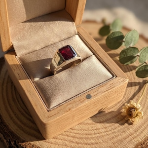 Emerald Cut Ruby Signet Ring, 925 Sterling Silver Bezel Set Ring, Vintage Red Gemstone Statement Ring, Unisex Chunky Ring, Anniversary Gift