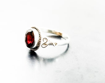 Red Garnet Ring, Silver Ring, Handmade Silver Ring, Statement Ring, Designer Ring, Ovel Cut Ring, Women Ring, 925 Solid Sterling Ring