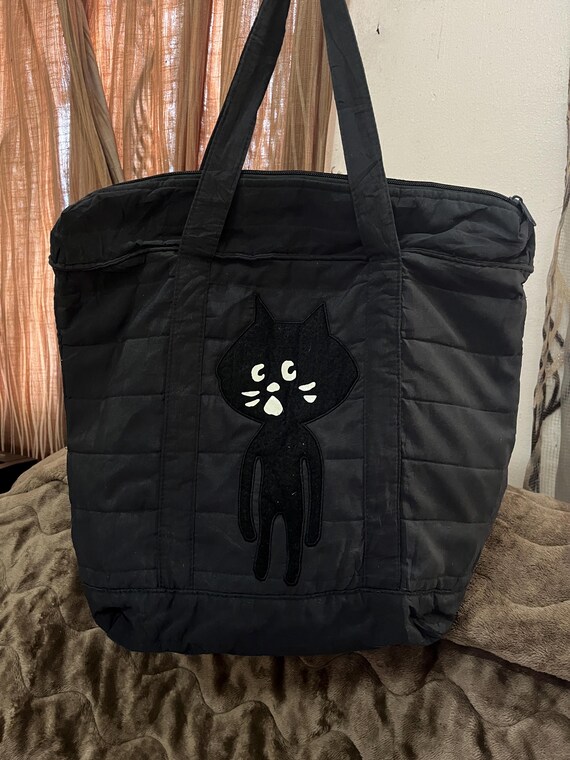me ISSEY MIYAKE✨イッセイミヤケ✨トートバッグ✨ネコ柄✨CAT✨ Ne-net Nya Cat Issey Miyake Light Puffer Black Tote Bag Japanese