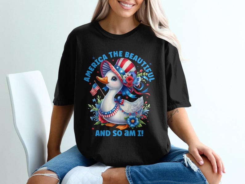 Patriotic Duck T-Shirt America the Beautiful Floral Design Women's Graphic Tee Casual Summer Top