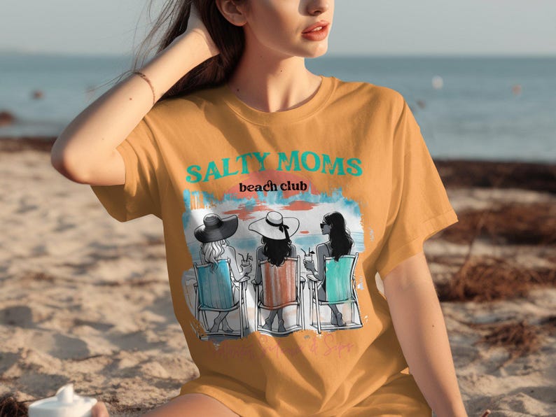 Salty Moms Beach Club T-Shirt, Summer Group Friendship Graphic Tee, Casual Women's Fashion, Ocean Beachwear Top