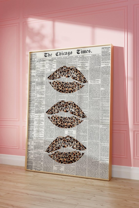 Trendy Newspaper Wall Art Leopard Kiss Lips Wall Art Aesthetic Room Decor Girly Wall Art Dorm Room Decor Vintage Retro Poster Printable Art