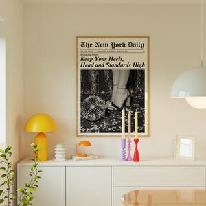 Trendiger Zeitungsdruck, Mädchenhafte Wanddeko, Retro-Studentenzimmerdeko, Digitaler Download Bild 10