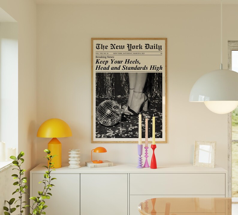Trendiger Zeitungsdruck, Mädchenhafte Wanddeko, Retro-Studentenzimmerdeko, Digitaler Download Bild 10