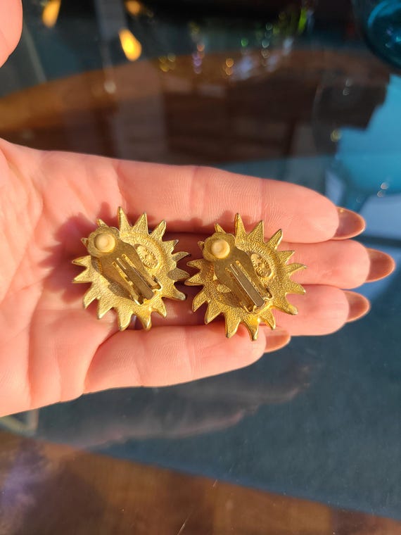 Robert Rose Red and Gold Tone Clip Earrings - image 4