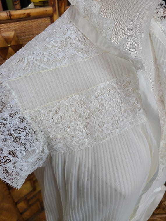 1930s Vintage Sheer White Nightgown - image 9