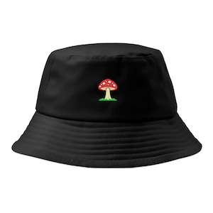 Sombrero de pescador rojo Whimsy Mushroom bordado 100% algodón negro / Reino Unido bordado / Tamaños S / M y L / XL