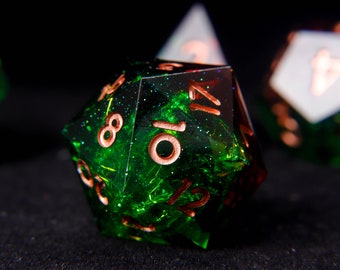 Full Set Handmade DND Resin Sharp Edge Dice Set, Green Star D&D Dice Set for Dungeons and Dragons, Polyhedral Dice Set