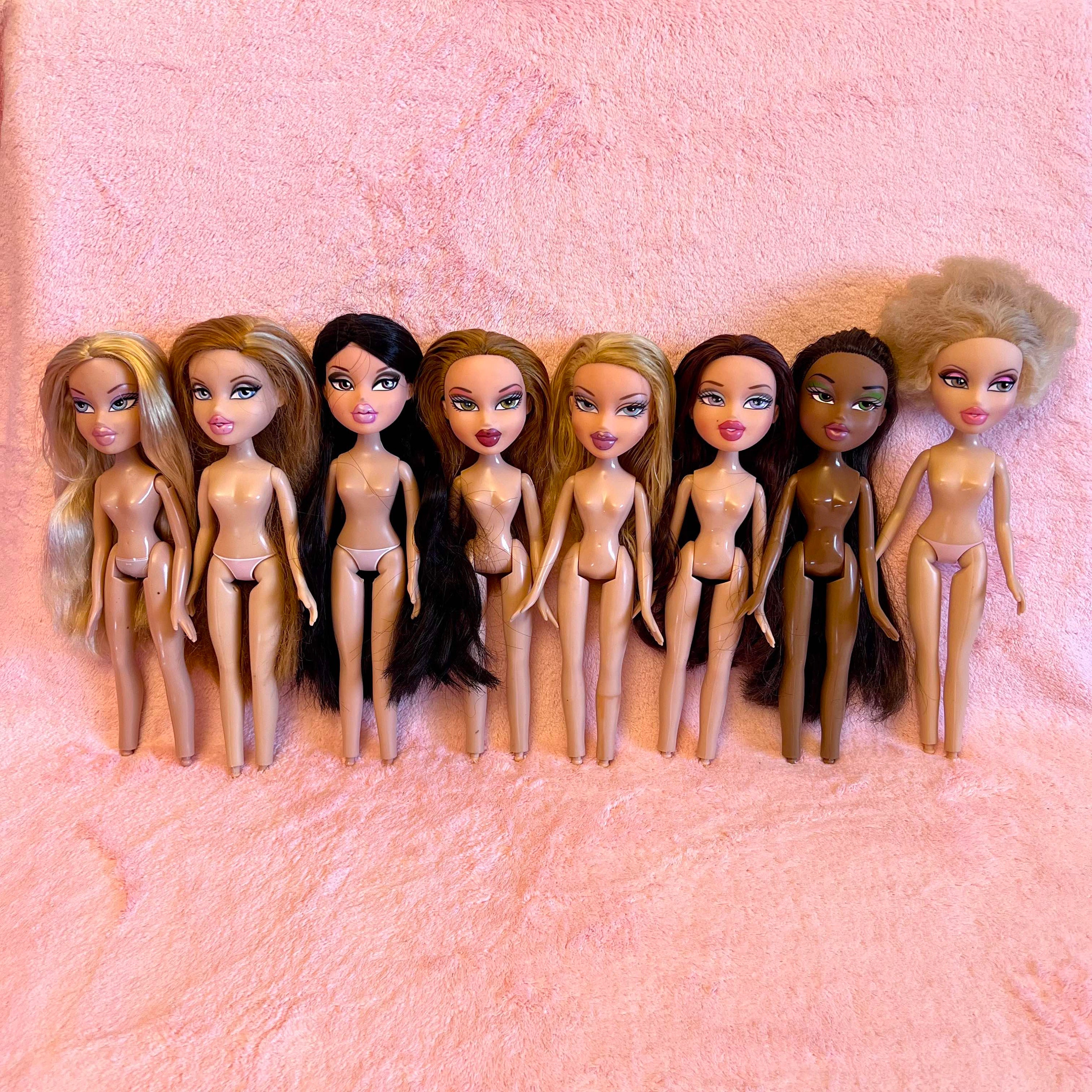 Lot of Y2k Bratz -  Canada