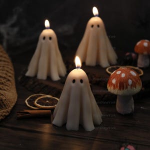 SPOOKY Ghost Candles | Halloween Ghosts | Spooky Candles | Autumn Candles | Autumn Decoration | Fall | Halloween Candles | soy wax
