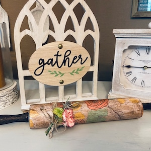 Distressed Rustic Rolling Pin, Antique Floral Finish, Farm House Decor