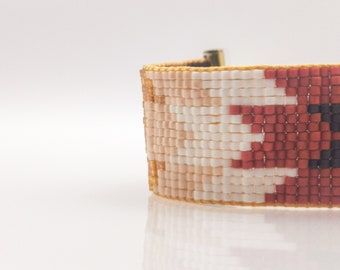 Bracelet feuille tissé en perles Miyuki Delicas – Accessoire pour femme. Manchette Miyuki beige et Marron.