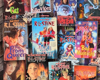 FEAR STREET/POINT ホラー R.L. Stine ヴィンテージペーパーバックタイトル - 懐かしのレトロベストセラーティーンスリラー、ホラーチャプターブックツイストエンディング