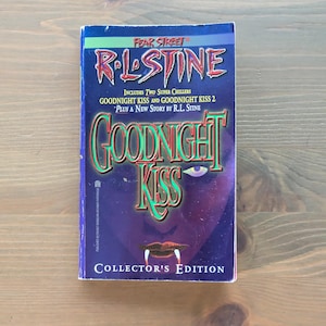 Rara edizione vintage da collezione &quot;Goodnight Kiss&quot; di R. L. Stine - Parti 1 e 2 più The Vampire Club - Super Chillers Throwback Collectible