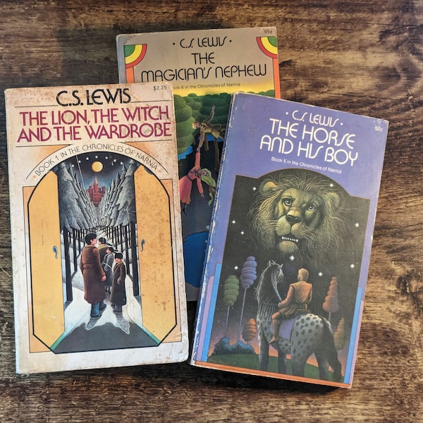 3pk CHRONICLES of NARNIA Vintage Paperbacks by CS Lewis- Lion Witch Wardrobe, Magicians Nephew, Horse & His Boy Fantasy Book Gift Set Rare