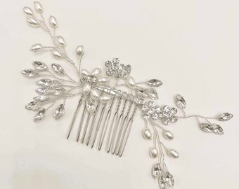 Crystal Hair Pins, Bridal Pins, Wedding Crystal and Pearl Combs, Silver Hair Comb, Bridal Hair, Wedding accessory, Wedding pearl hair pins