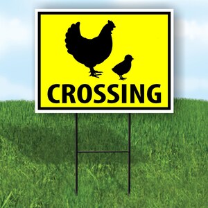 Pollitos de pollo cruzando Xing Yellow Yard Sign Road Sign con soporte