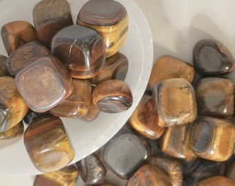 Tiger's Eye Crystal For Confidence Crystal Gift Decor Stone For Meditation Tiger Eye for Anxiety Tiger Eye For Courage Crystal For Solar