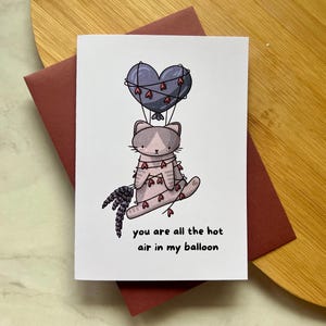 ¡Encantadora tarjeta de amor de gato de estilo Cottagecore con sobre burdeos / Acogedor regalo de tarjeta de felicitación de San Valentín!