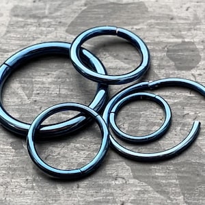 1 Piece of Stunning Blue Hinged Segment Septum Ring/Hoop - Gauges 14g, 16g, 18g & 20g available!