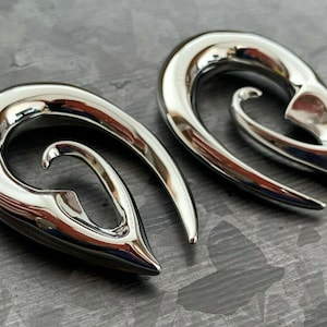 PAIR of Unique Surgical Steel Devious Fang Tapers - Expanders  - 8g thru 00g available!