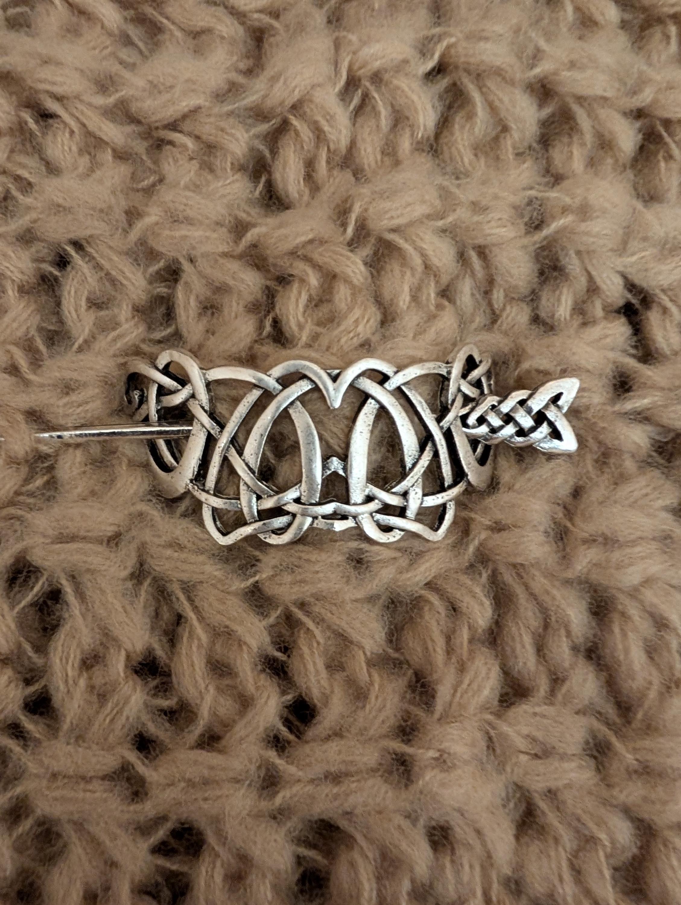Celtic Knot Hair-pin With Crystal- Antique Silver Shawl Pin  display picture 3