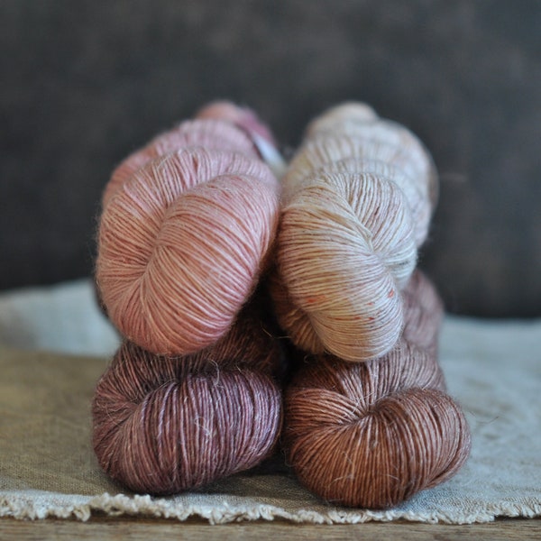 255 EUR/kg - GarnStories Wollset - hand-dyed - Merino Linen Singles - Merino & Linen - 4-skein-set - 366m/100g - Fingering - #J14