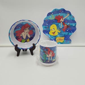 Vintage 1989 Disney The Little Mermaid Melamine Dinnerware Set Ariel Flounder Sebastian Plate Bowl Cup w/ Original Box image 2