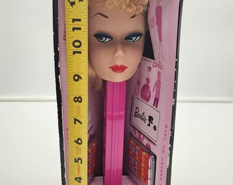2009 Mattel Barbie Giant PEZ Candy Roll Dispenser – Original Box