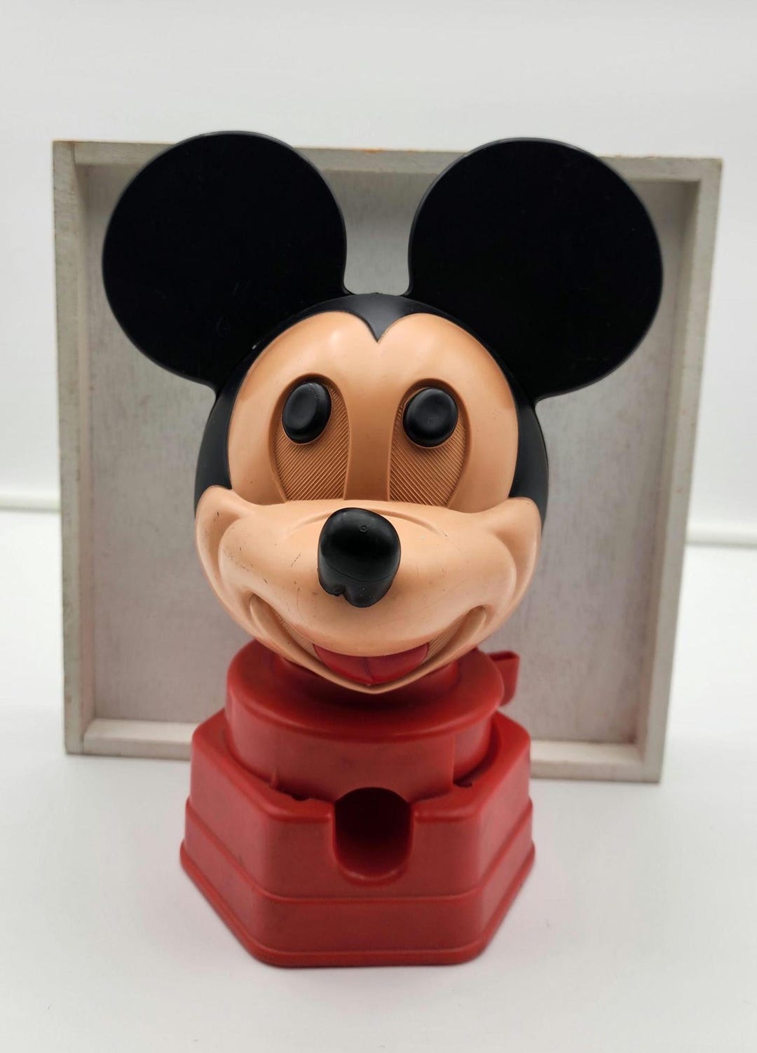 ミッキーマウス ガムボールマシーン USA製 1968年 ビンテージ Vintage 1968 Mickey Mouse Gumball Machine Bank – Hasbro Walt