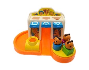 Juguete de juego Fisher Price #413 Shapes & Slides de 1984 / Juego clasificador de formas de oso / Juguete de actividades retro para niños pequeños