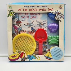 Vintage 1998 RARE Mercer Mayer&#39;s Little Critter &quot;At the Beach with Dad&quot; Book Set – NEW, Never Opened