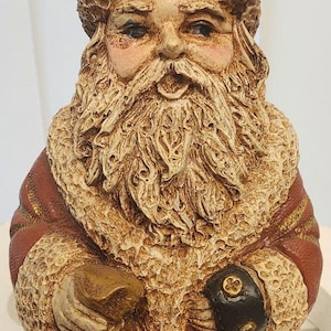 Vintage Primitive Style Folk Art Santa Signed Smith 1992 – Rustic Christmas Decor